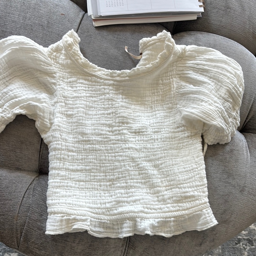 Elegant White Puff Sleeve Top